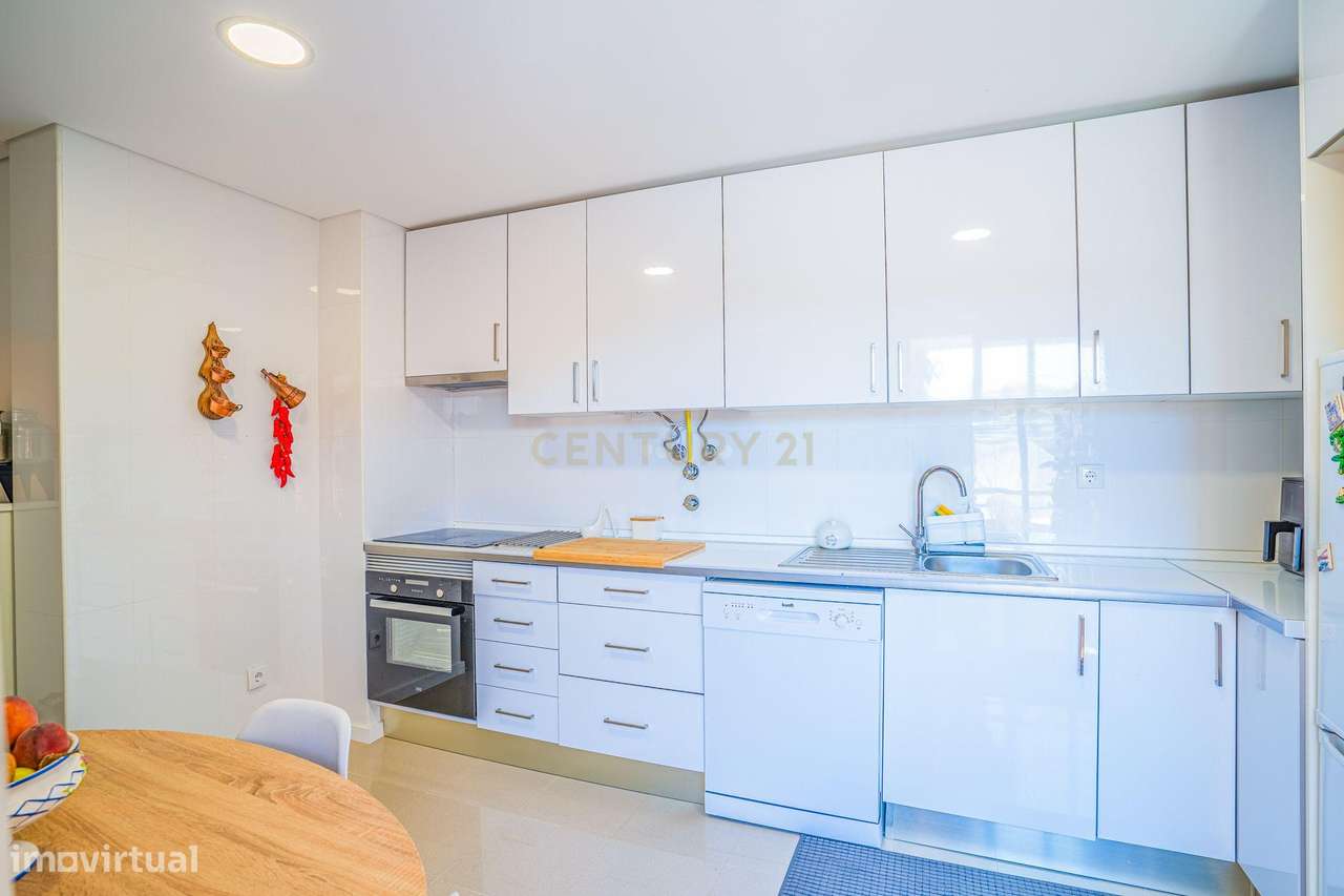 Apartamento T3 Moderno | Coração do Bombarral - Grande imagem: 5/28