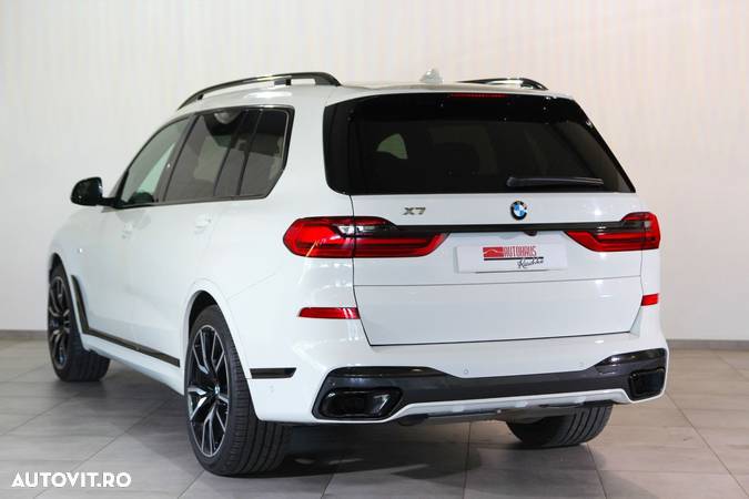 BMW X7 - 7