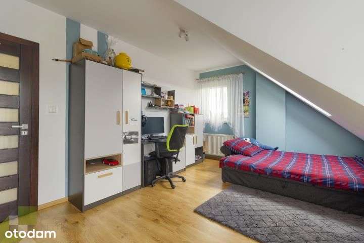 Dom 156m2 z ogrodem i fotowoltaiką blisko szkoły.-14