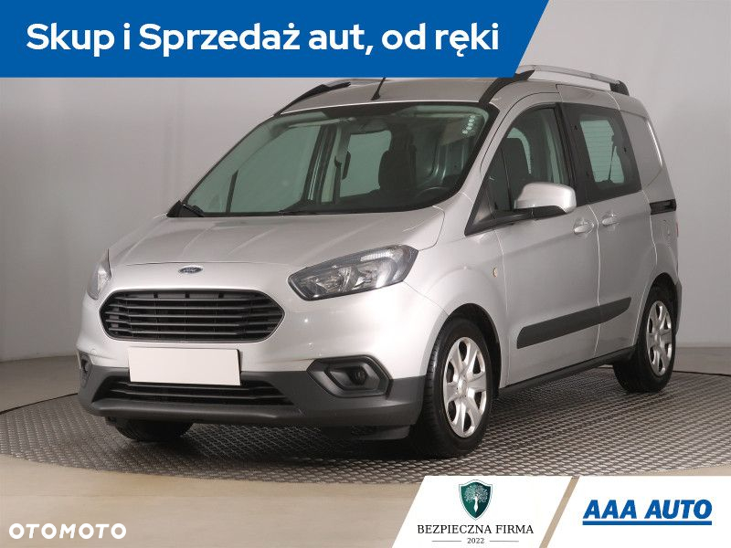 Ford Transit Courier - 2