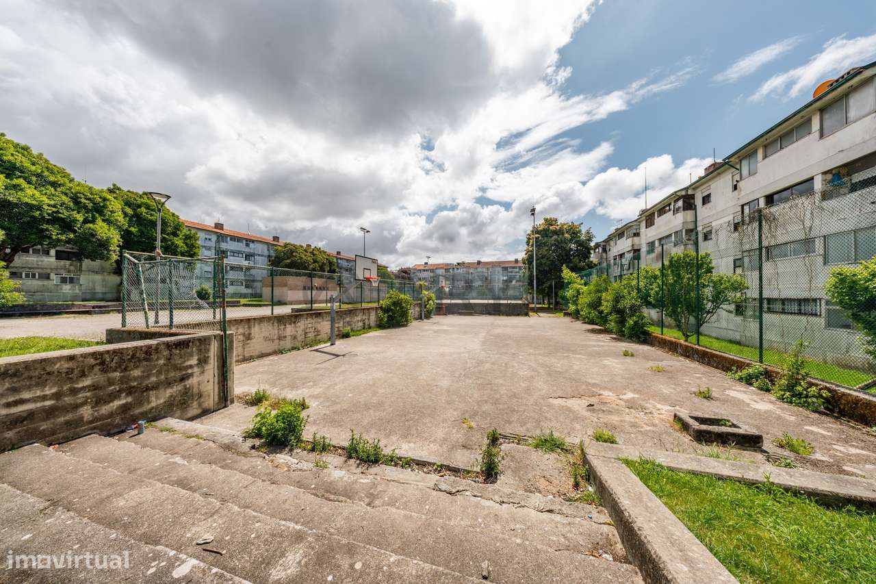 Apartamento T3 em Ramalde-30
