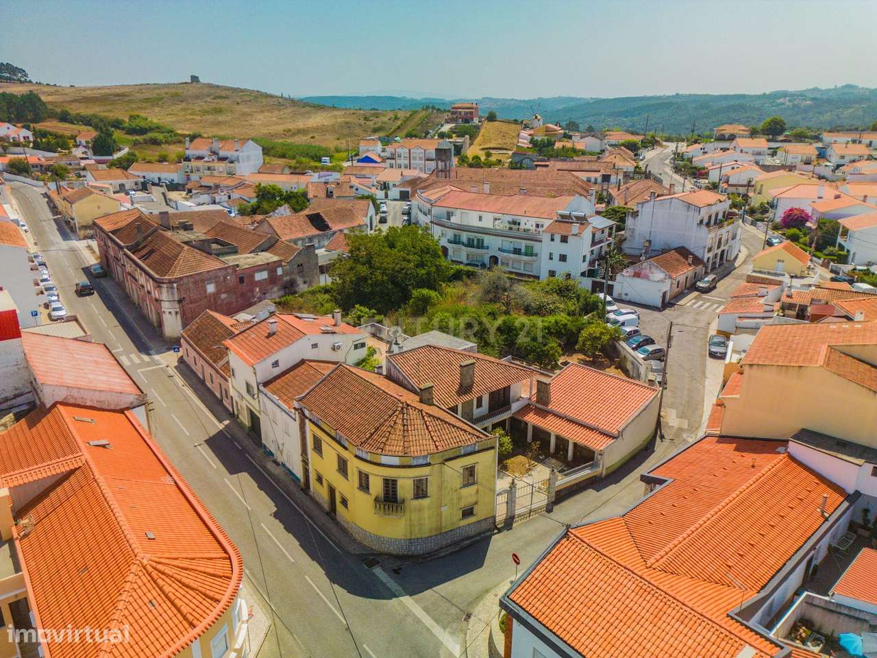 Moradia no Centro das Gaeiras. Uma casa única.-54