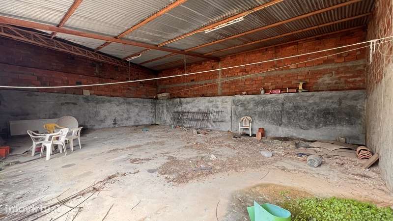 Armazém Oportunidade única na Aldeia Gavinha – Alenquer!-26