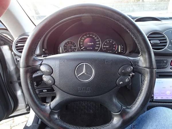 Mercedes-Benz CLK - 17