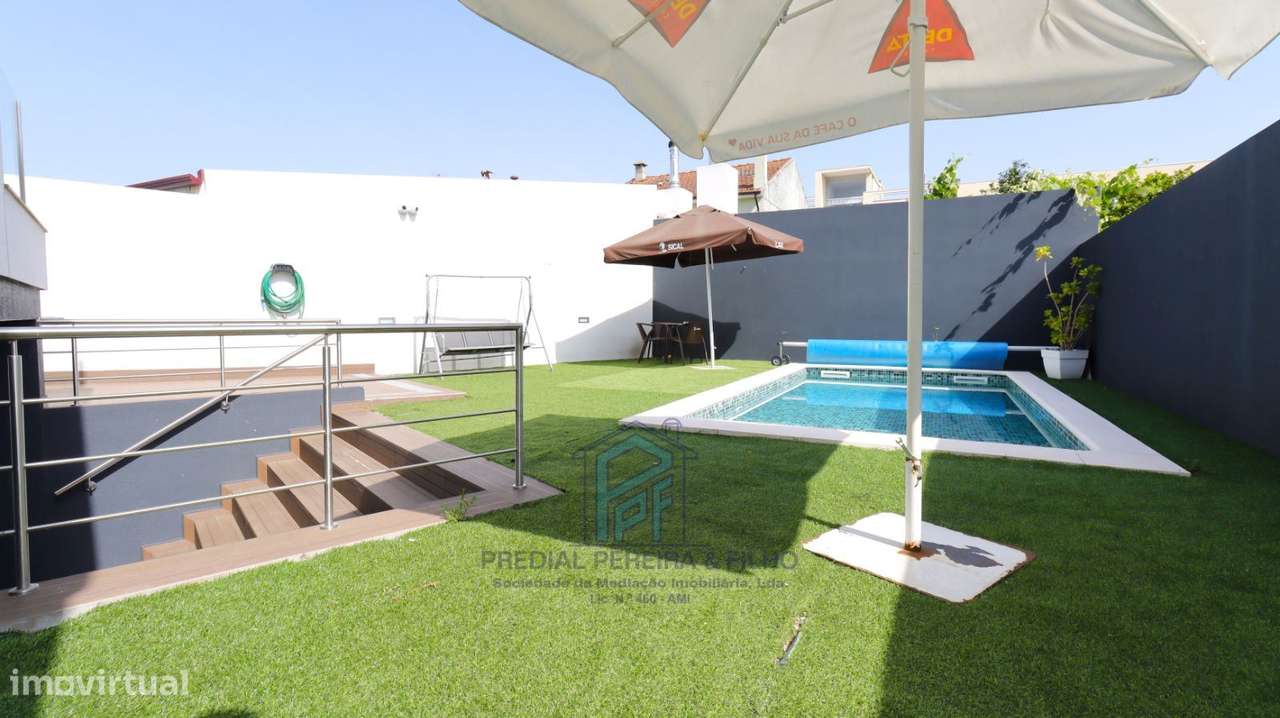 Moradia T5 de 4 Frentes c/ Piscina  Venda Nova / Rio Tinto - Grande imagem: 5/30