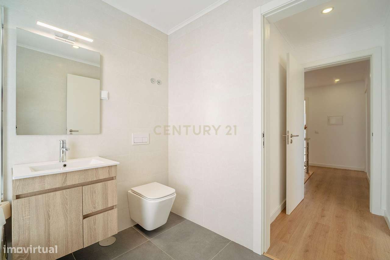 Moradia T3 - Quinta Genovesa/Sobreda-27