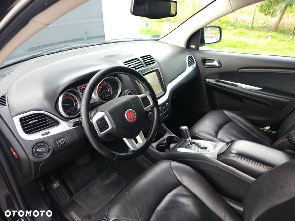 Fiat Freemont 2.0 Multijet 16V DPF Automatik Allrad Lounge - 10