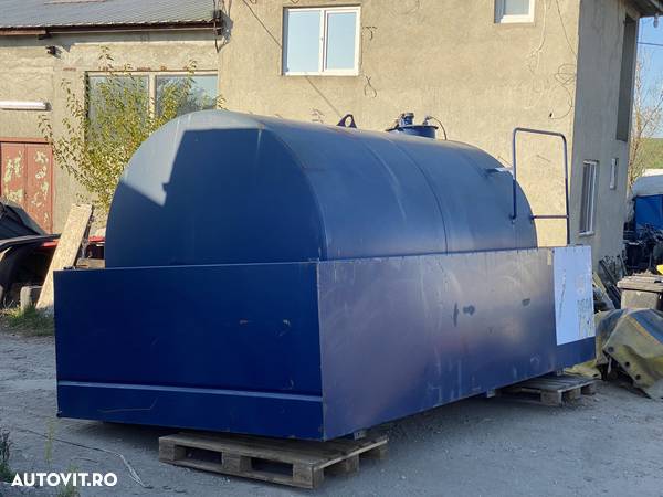 Bazine motorina 9000 litri Made in Italy , stare noua - 3