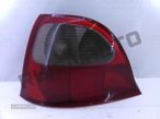 Farolim Trás Painel Esquerdo  Rover 25 Hatchback 1.1 16v - 1