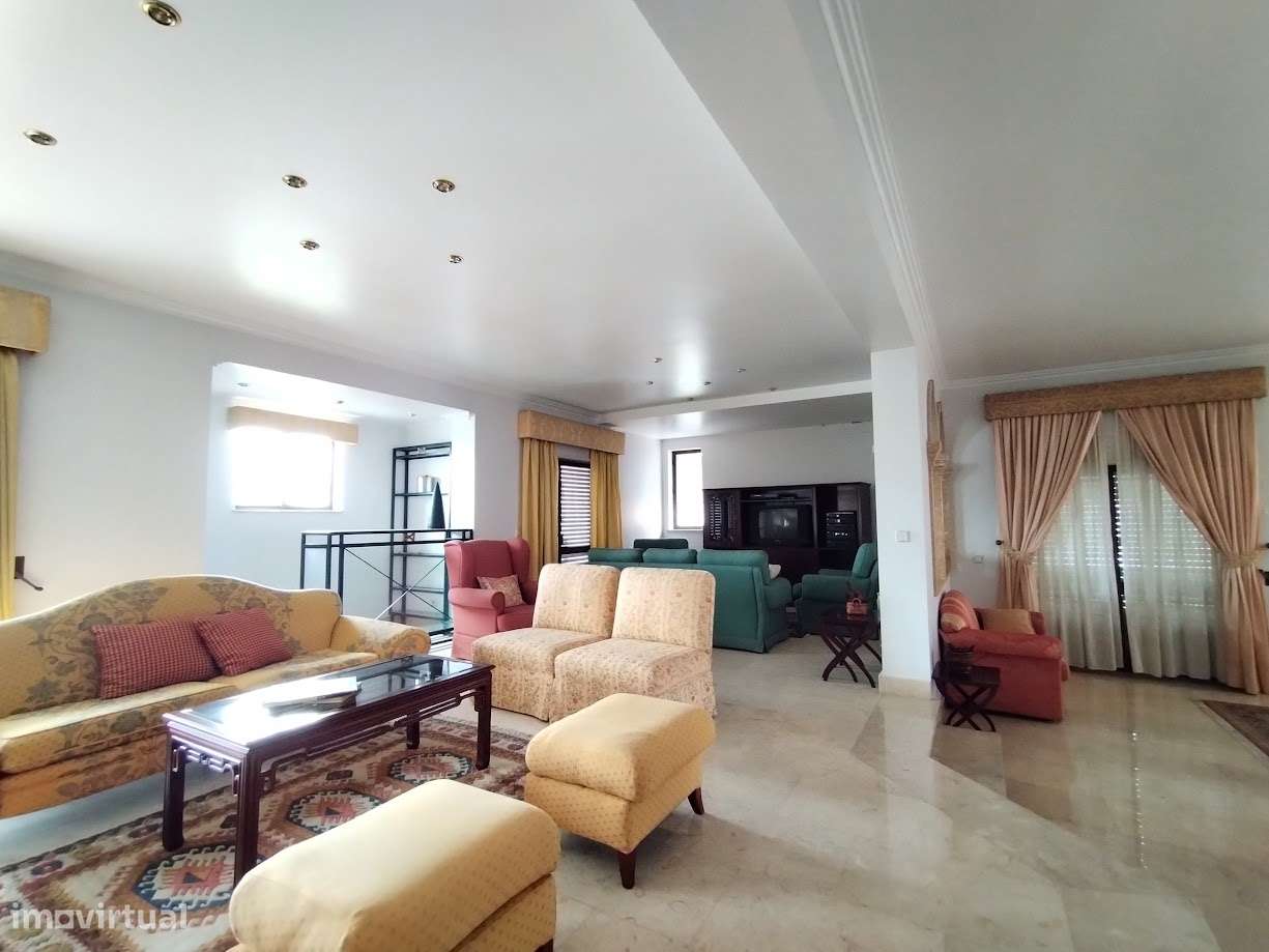 Penthouse/ Marquês de Pombal / Leiria-5