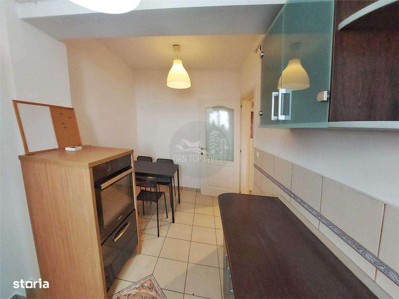 Apartament 2 camere boxa parcare privata zona Strand-3