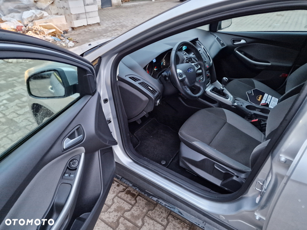 Ford Focus Turnier 1.0 EcoBoost Start-Stopp-System TREND - 16