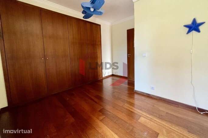 Fantástico apartamento T3 com 159 m² - Rua dos Miosótis - Paranhos-17