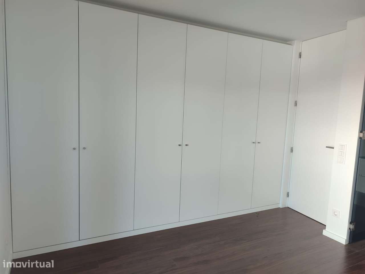 Excelente T3 c/ 2 suítes - Ramalde-29