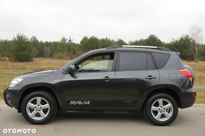 Toyota RAV4 2.2 D-4D Premium - 5