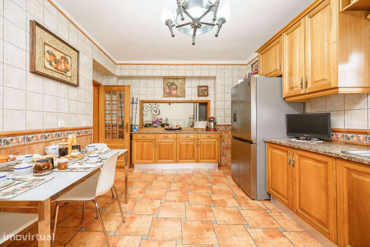 Moradia T5 de Charme com piscina, em Palmela. Conforto, Elegância e Fu-7