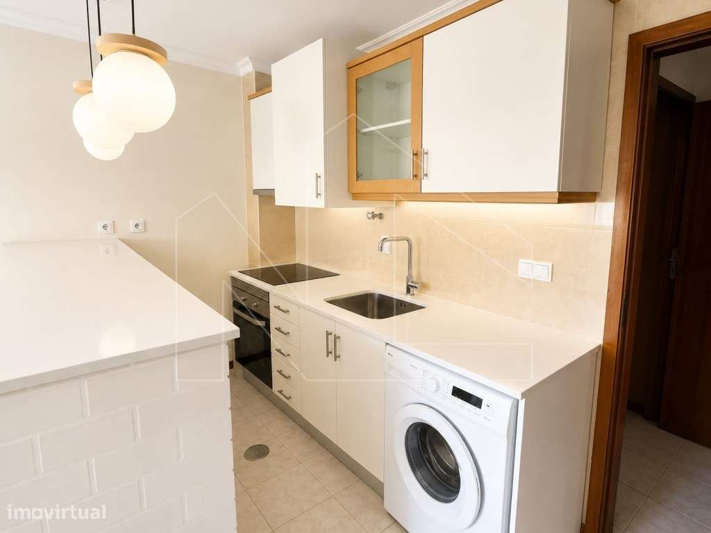 Apartamento T1 à Venda na Curia-3