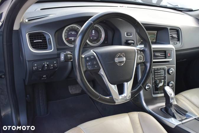 Volvo S60 D3 Geartronic Edition Pro - 6