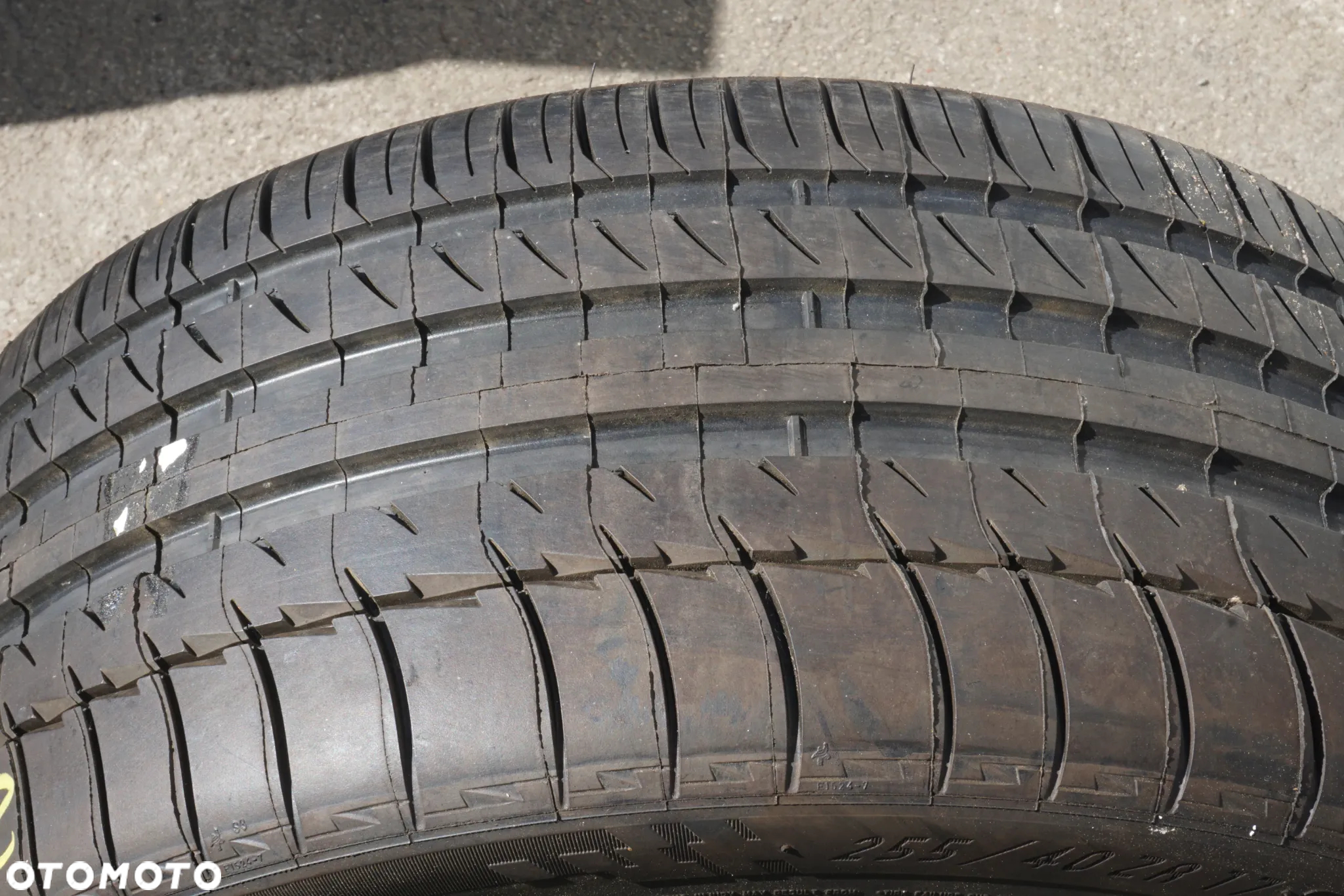 255 40 17 Michelin Pilot Sport nowa - 3