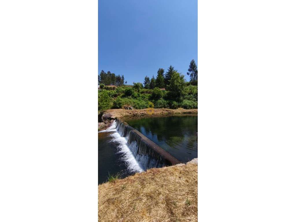 Casa Rústica em Pedra - T3 com Terreno | Lugar da Fragoa, Cabeceira... - Grande imagem: 4/42