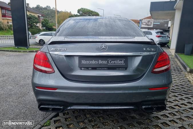 Mercedes-Benz E 63 AMG S 4-Matic+ - 34