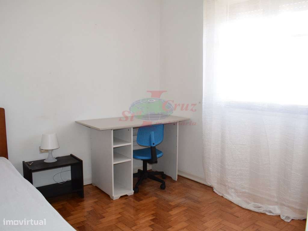 Apartamento T3 + Sótão Dividido - Pinhal de Marrocos-20