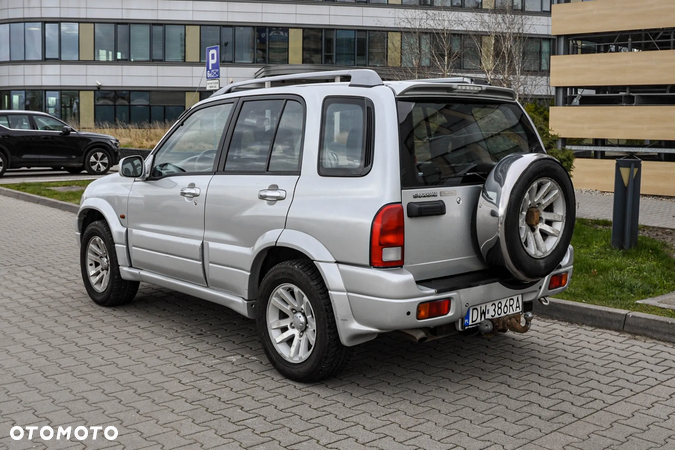 Suzuki Grand Vitara 2.0 Special Edition - 3