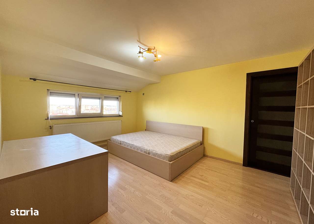 Apartament cu 4 camere - zona Centrala - Bvd Decebal - IMOBIHOR-2