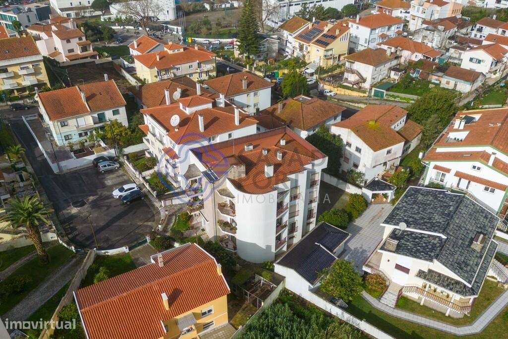 Apartamento T2 com lugar de garagem,Caldas da Rainha - Grande imagem: 3/28