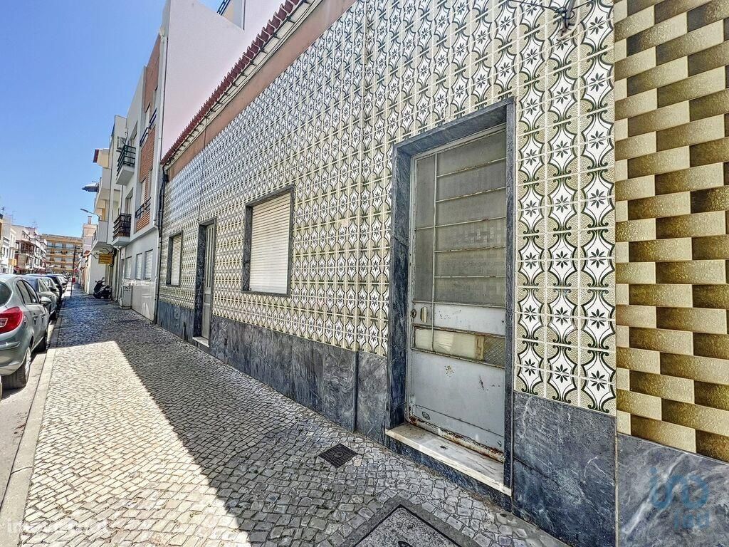 Casa / Villa T5 em Faro de 206,00 m2