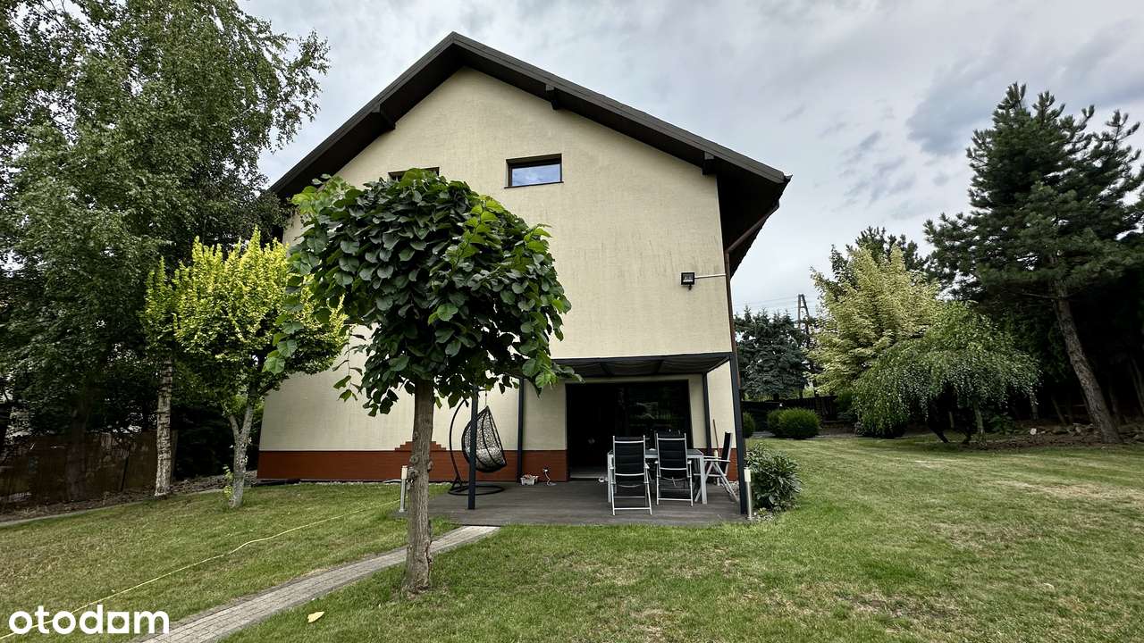 Przestronny dom z garażem i ogrodem blisko lasu-2