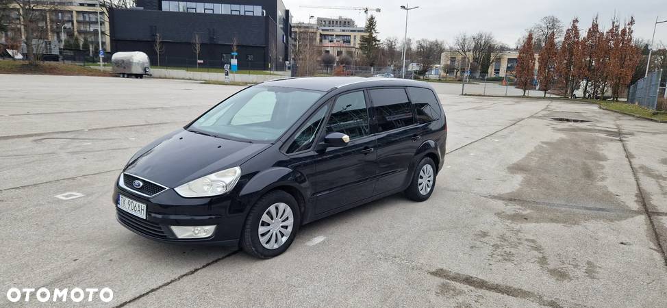 Ford Galaxy - 1