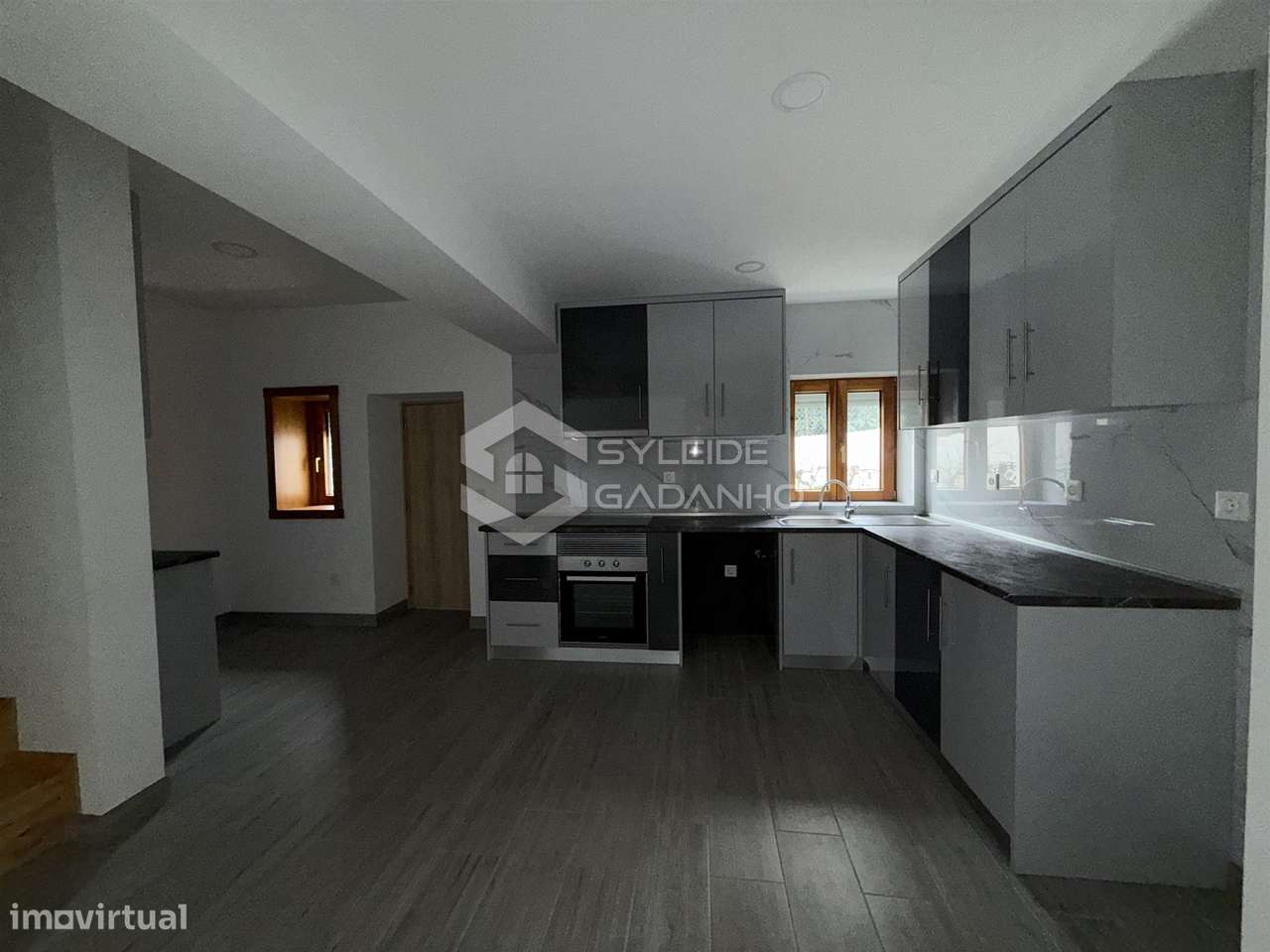 Apartamento T4 Arrendamento em Tortosendo,Covilhã - Grande imagem: 4/52