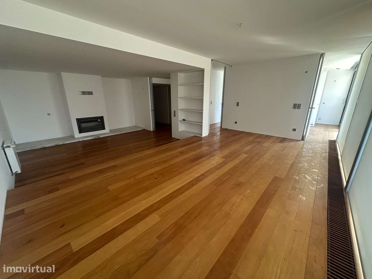 Apartamento T3 à venda no Campo Alegre - Porto-1