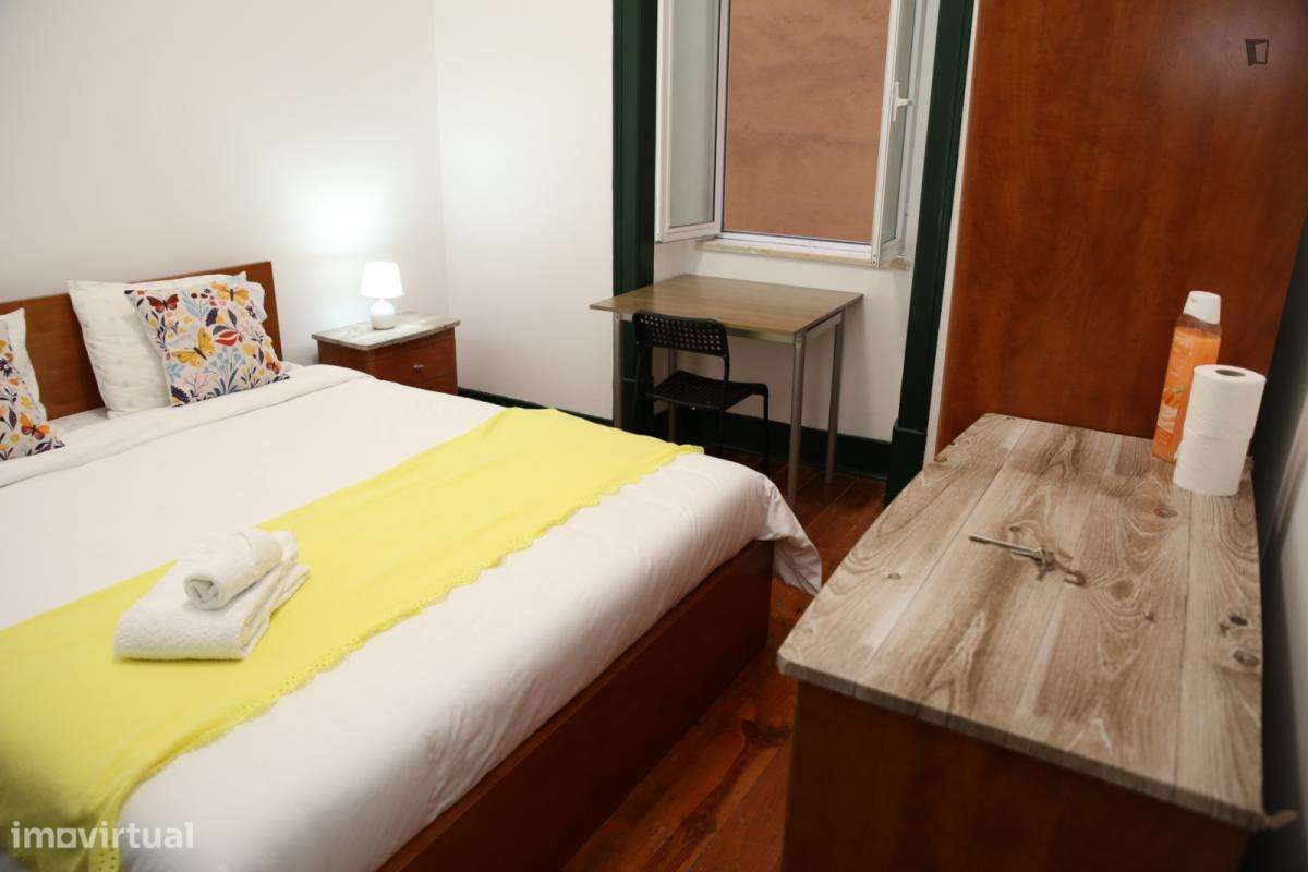 Quarto - localizado em Penha de França Lisbon - Grande imagem: 3/10
