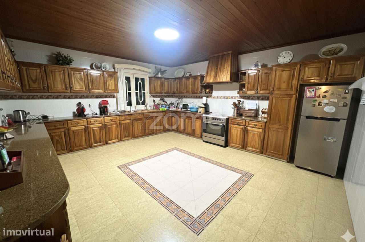 Moradia T4, Armazém e Escritório em Terreno de 2020 m² – Rabo de Pe...-18