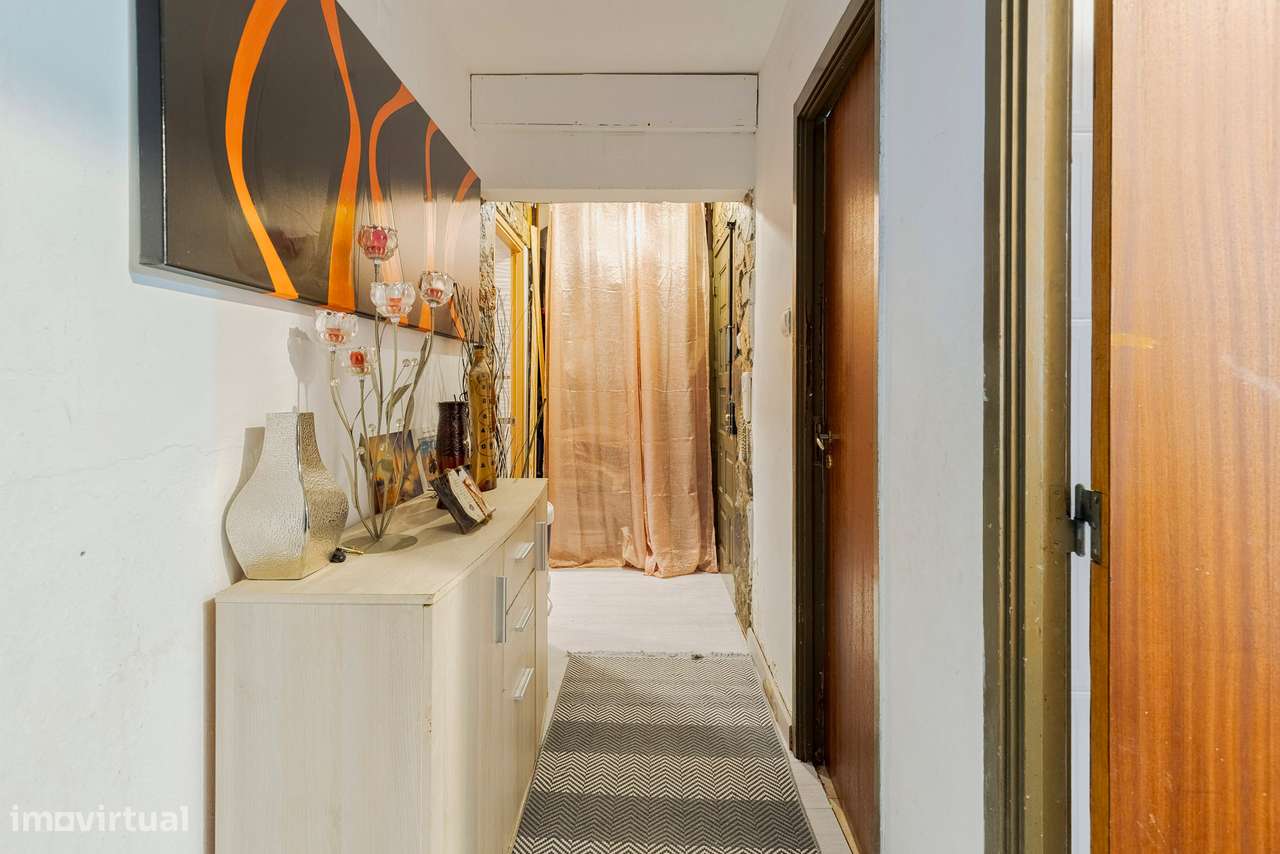 LARANJEIRO - Apartamento T3 com 2 WC-14