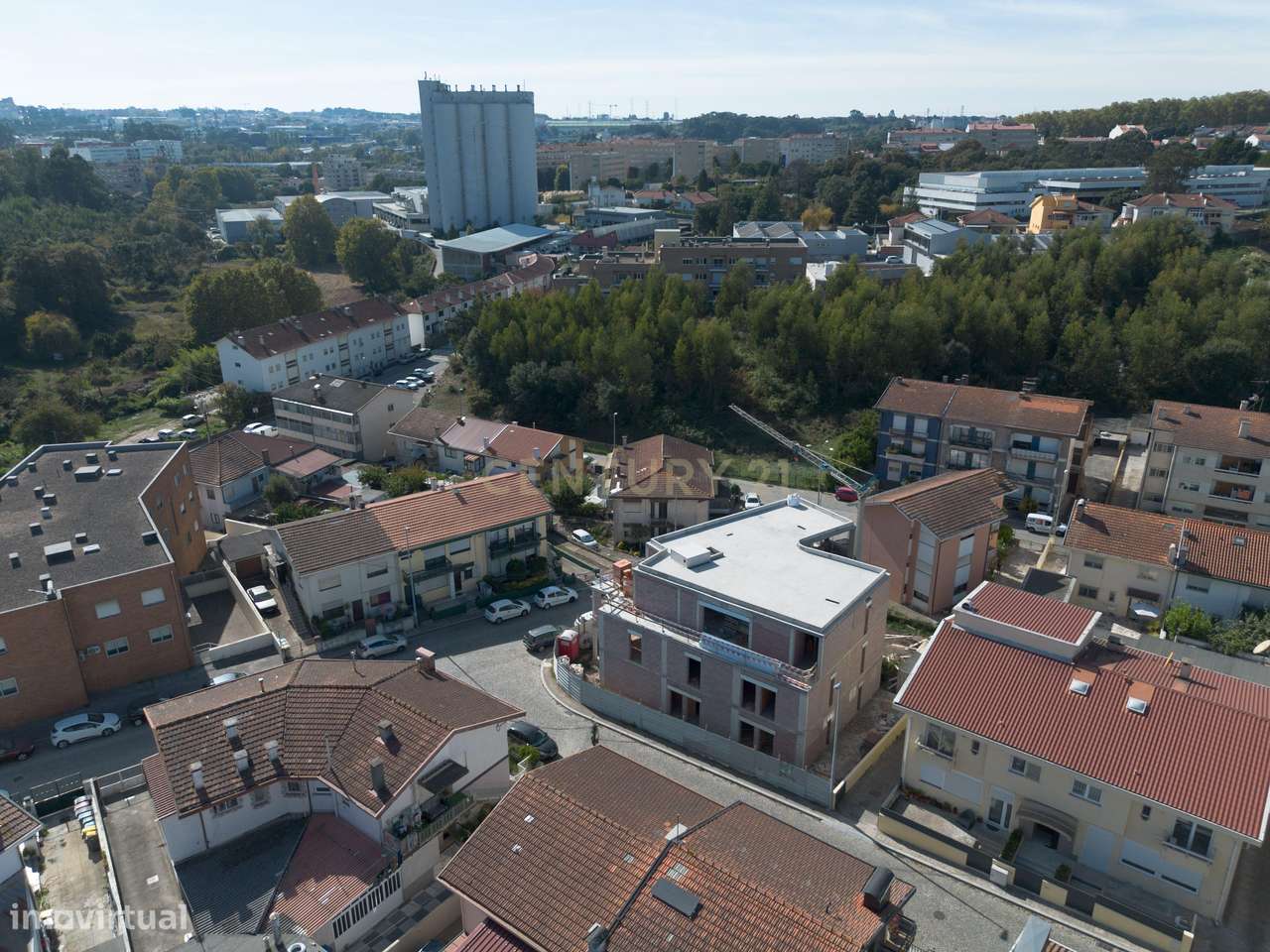 Apartamento T1 NOVO | Cedência de Posição | Junto ao Colégio CCG | Pon-17