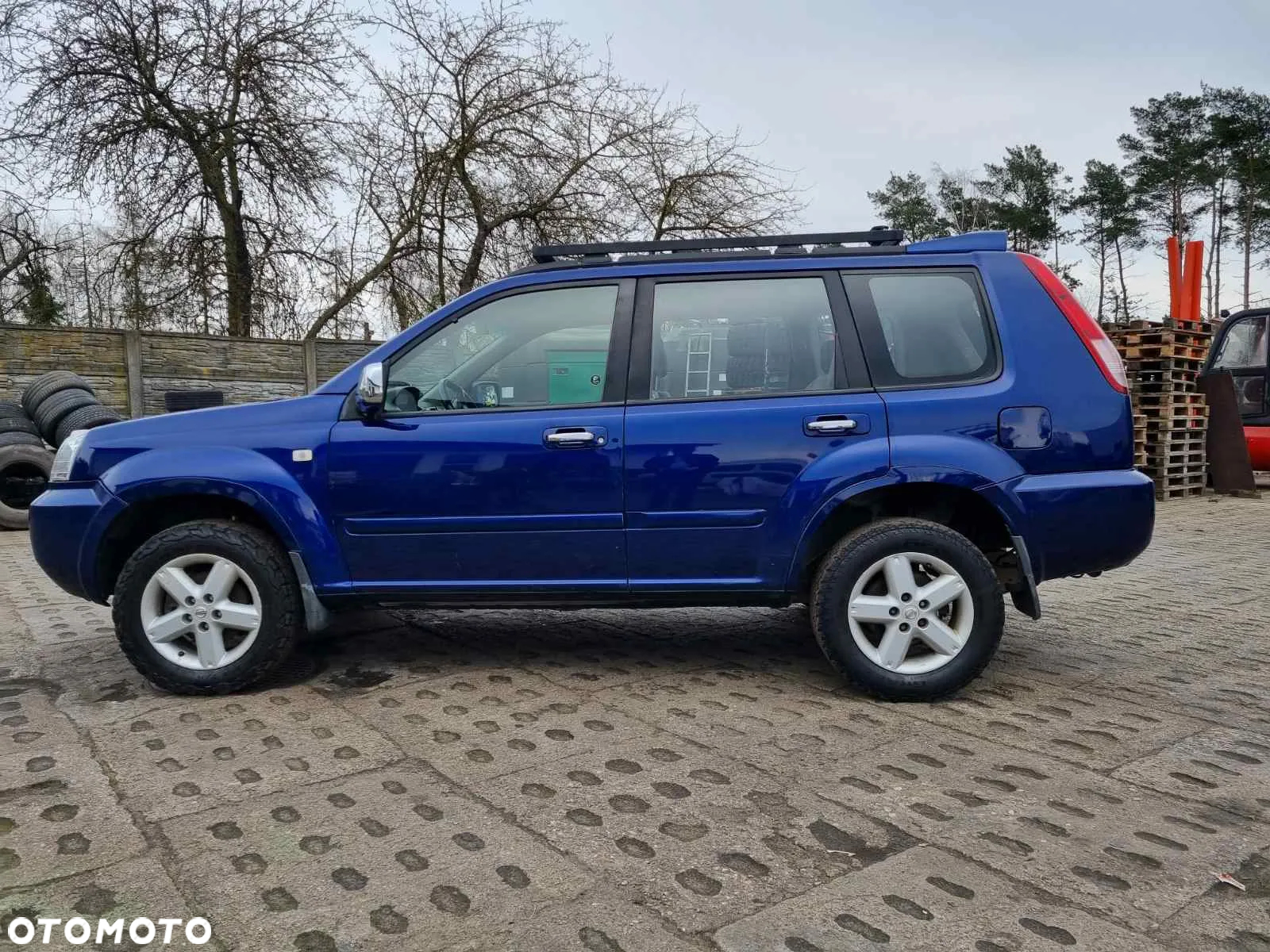 Nissan X-Trail 2.5 Elegance - 9