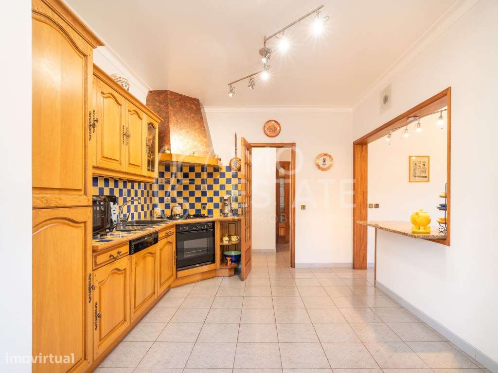 Moradia Isolada T4 Antuzede-2