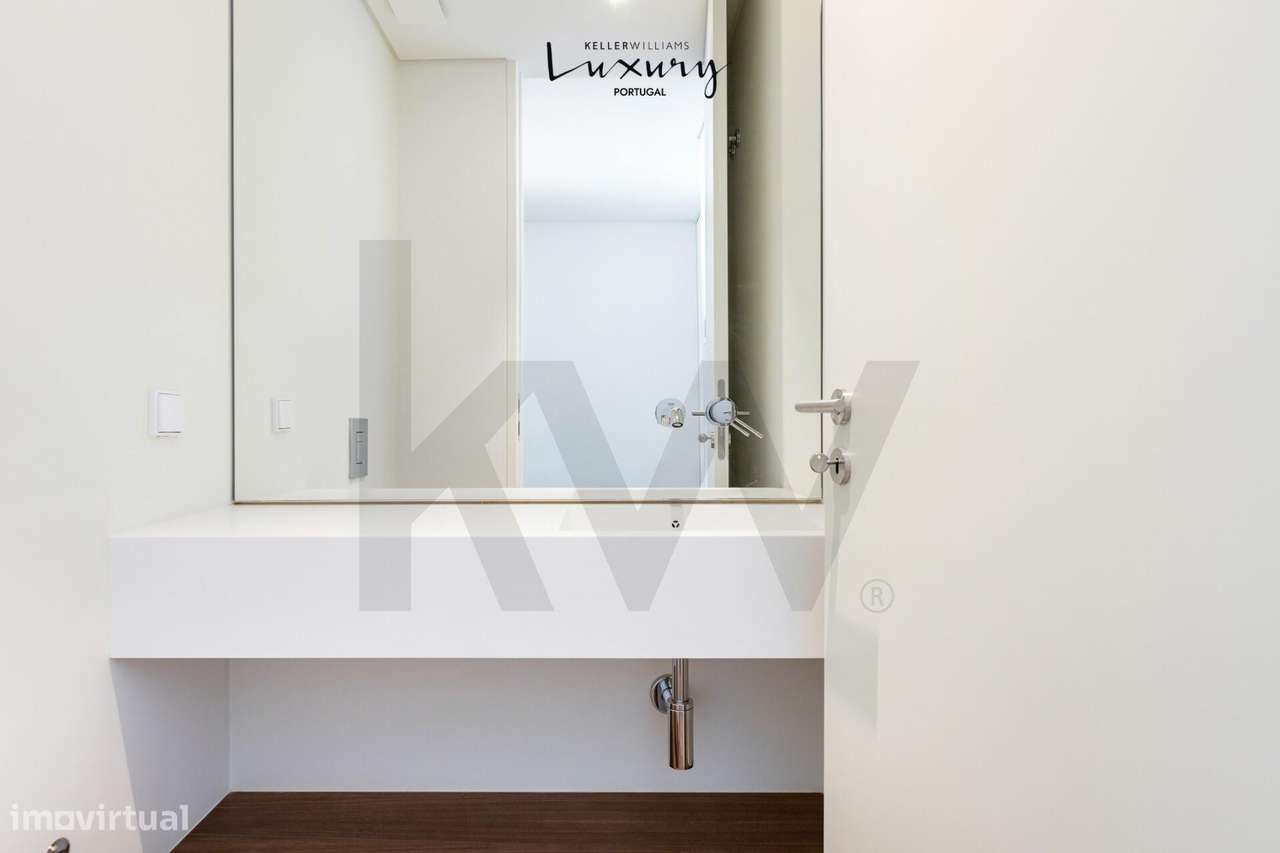 Moradia T3 de Luxo | Condomínio Sandwoods | Quinta da Marinha - Grande imagem: 4/59