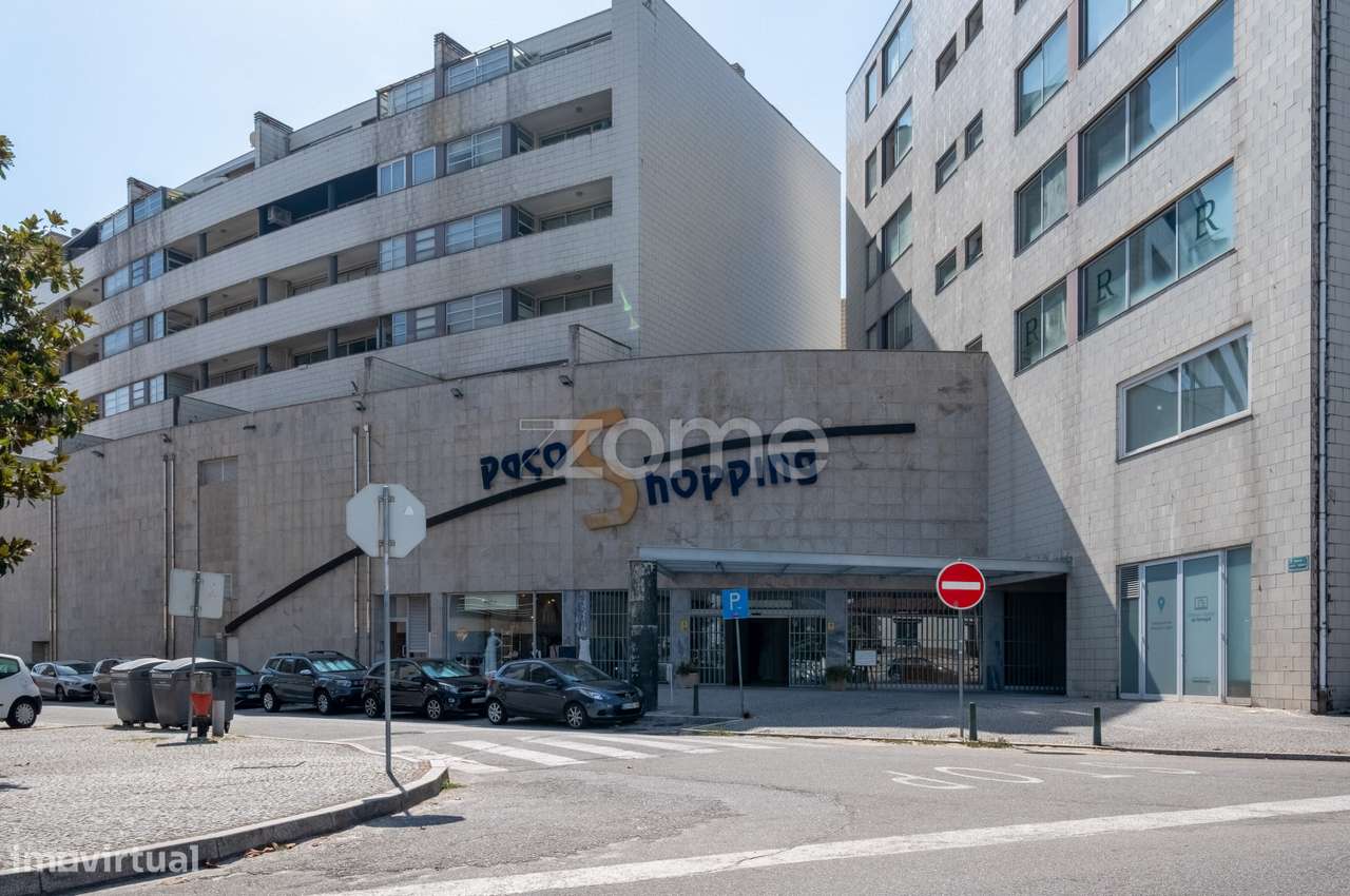 Lojas comerciais prontas a usar, no centro de Paços de Ferreira - Grande imagem: 2/26