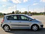 Renault Scenic 1.9 dCi Luxe Privilege - 8