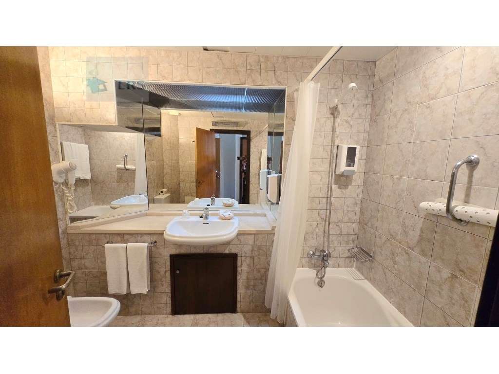 Albufeira central, sinta-se em férias o ano inteiro. Estudio T0, mo...-10