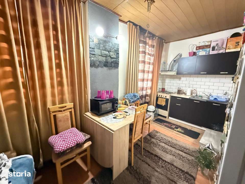 Apartament 2 camere, decomandat, parter, 35 mp - Buziasului - Imagine principală: 5/8