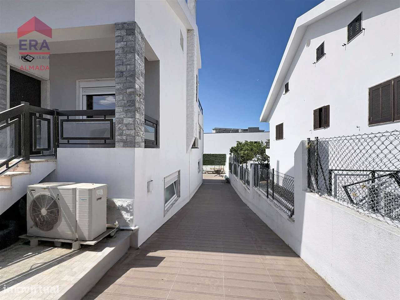 Moradia Isolada V4  com Vista Mar-10