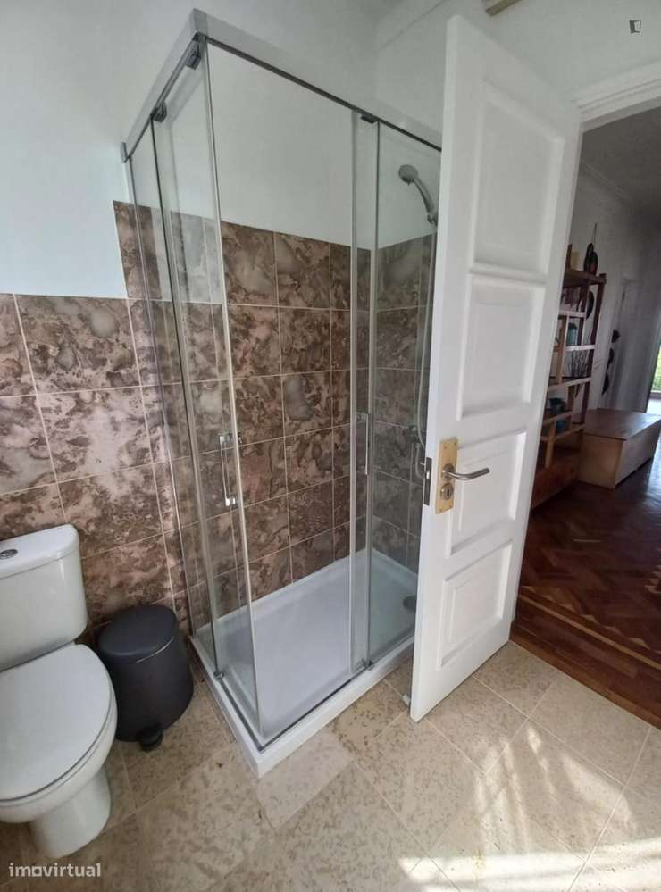 Quarto - localizado em Carcavelos Lisbon - Grande imagem: 4/17