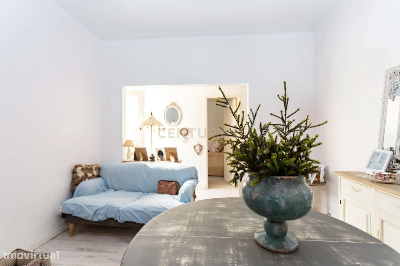 Moradia com anexo, no centro de Almada! - Grande imagem: 5/38