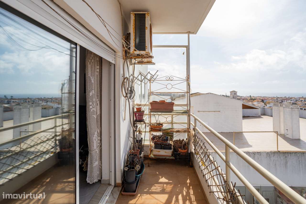Apartamento T2 com Vista Mar e Conforto Familiar em Lagos!-18