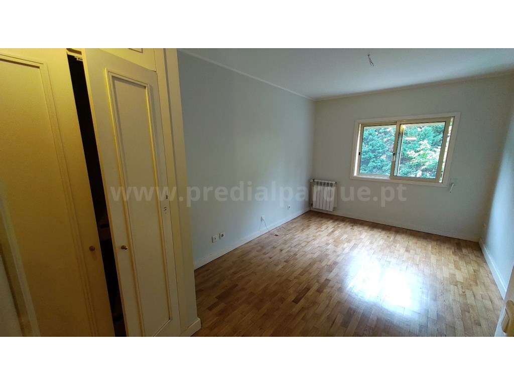 Apartamento T3 com 2 lugares de garagem, Fonte da Moura - Grande imagem: 3/21